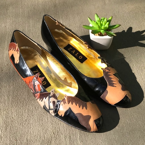 Zalo Shoes - Zalo Vintage Horse Appliqué Low Heel Slip Ons